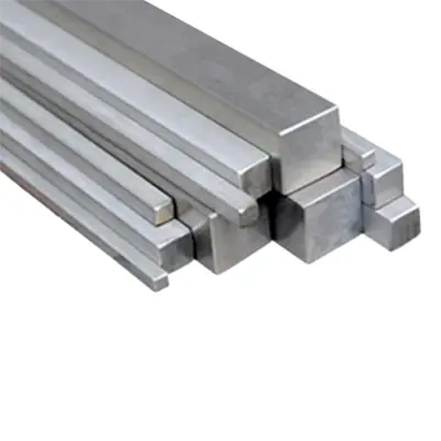 Close-up of solid square aluminum bars in various sizes showing cross-sections and sides, by Yoverd Aluminium for structural support, precision machining and industrial applications